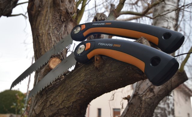 Fiskars pílky na konáre do záhrady